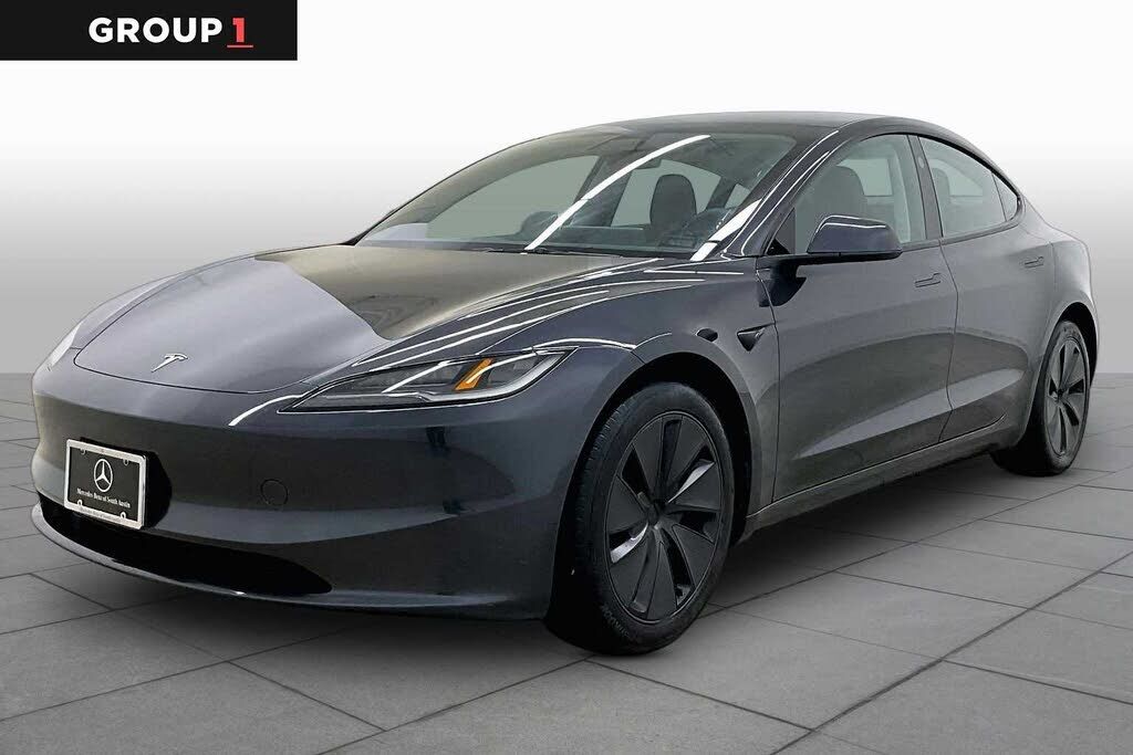 2024 TESLA Model 3