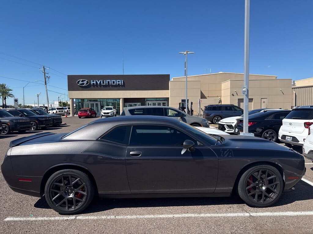 2018 DODGE Challenger