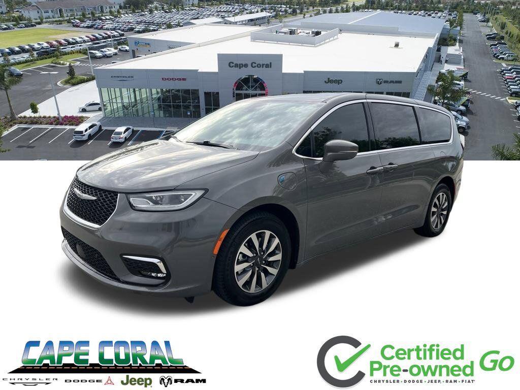 2022 CHRYSLER Pacifica