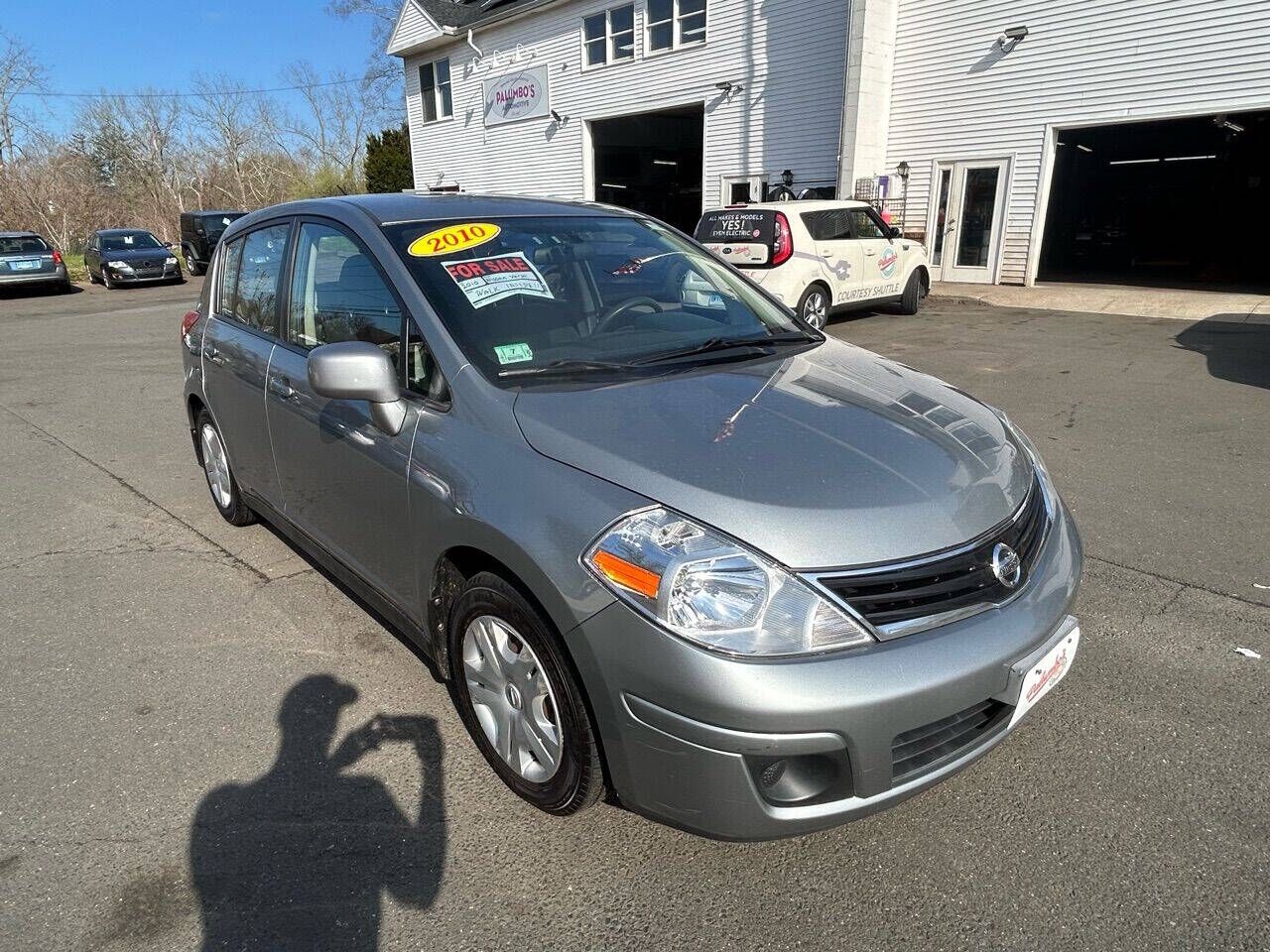 2010 NISSAN Versa