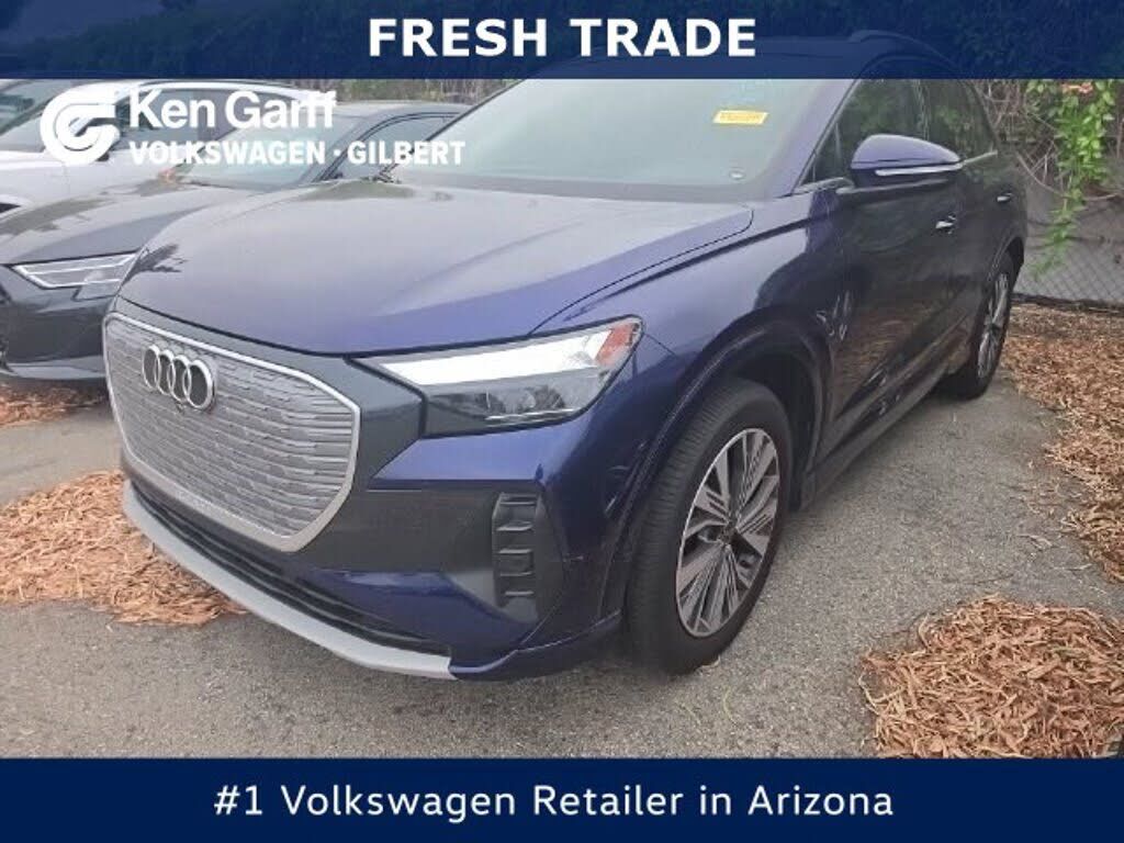 2023 AUDI Q4