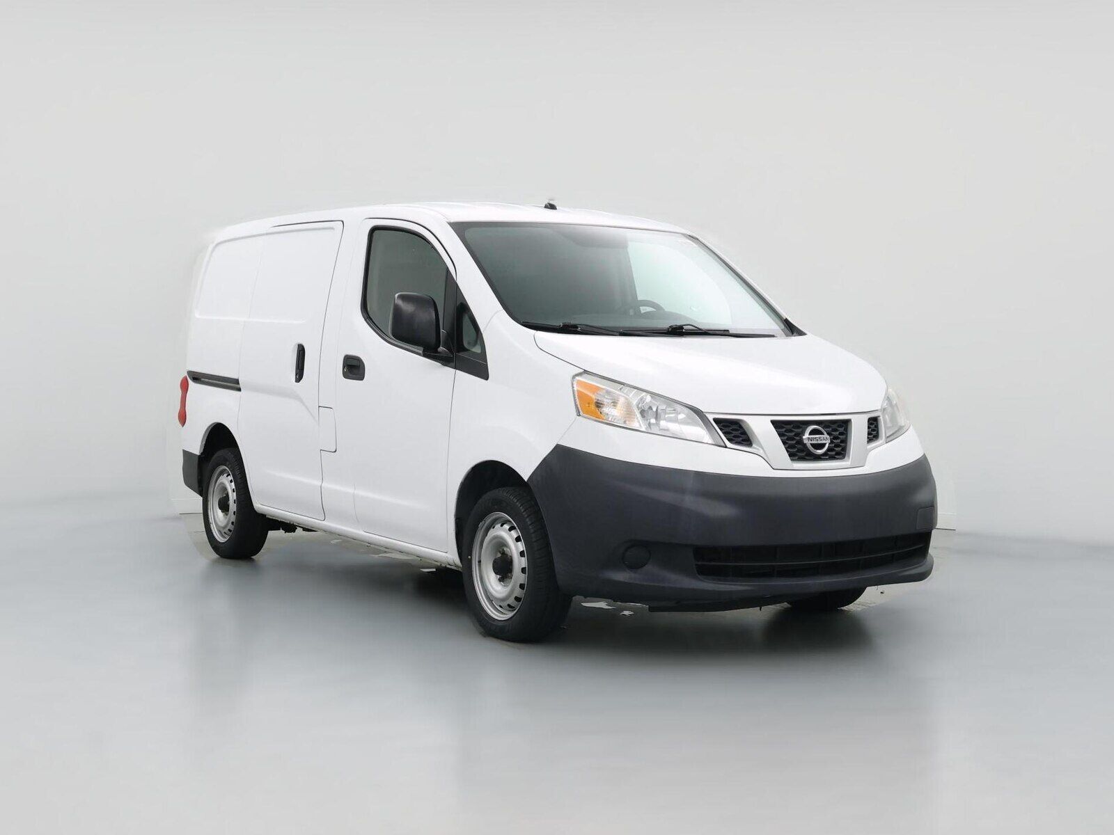 2017 NISSAN NV200