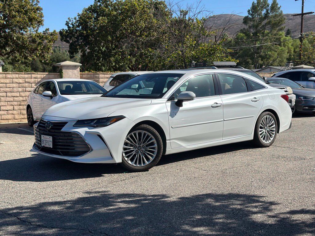 2019 TOYOTA Avalon