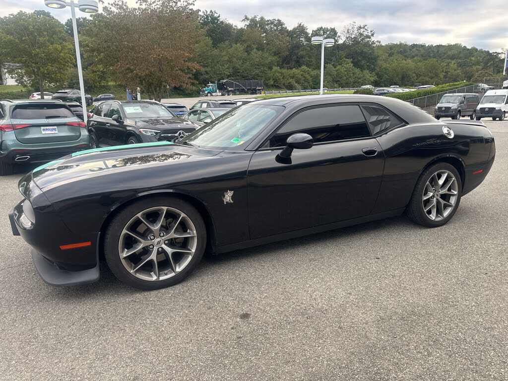 2022 DODGE Challenger