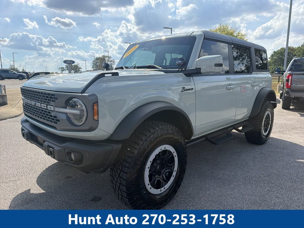 2023 FORD Bronco