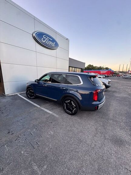 2023 KIA Telluride
