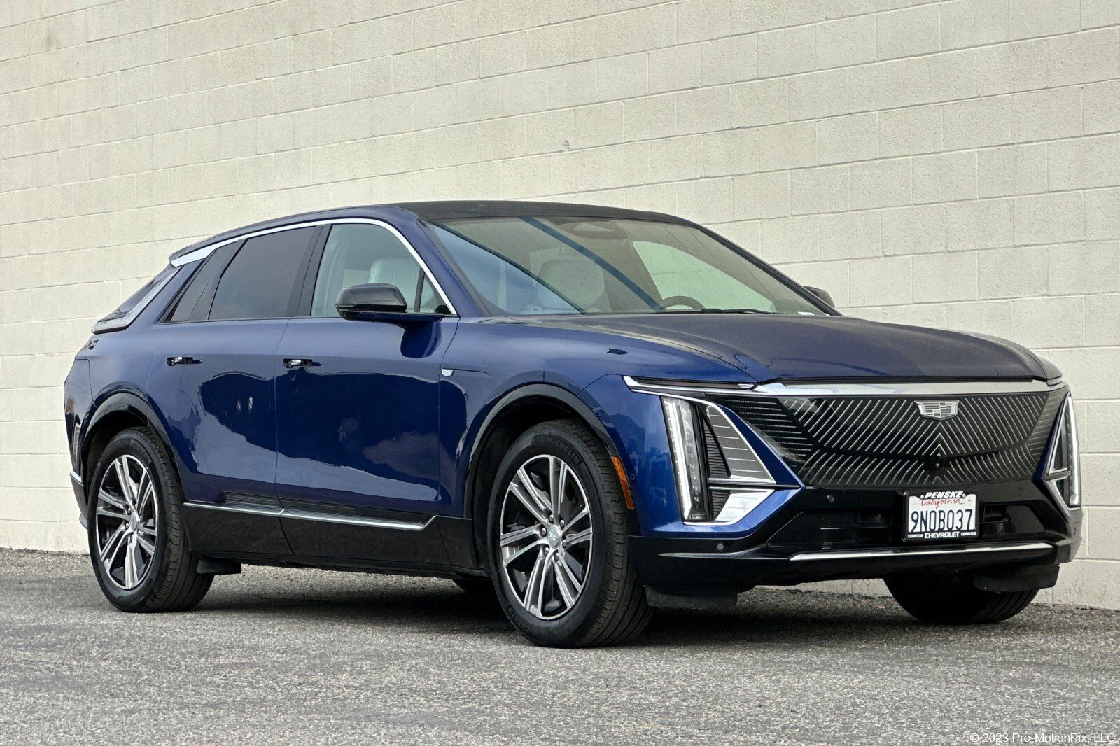 2024 CADILLAC Lyriq