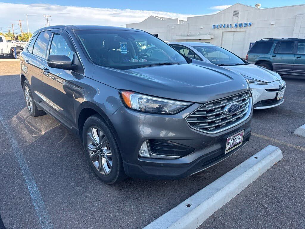 2023 FORD Edge