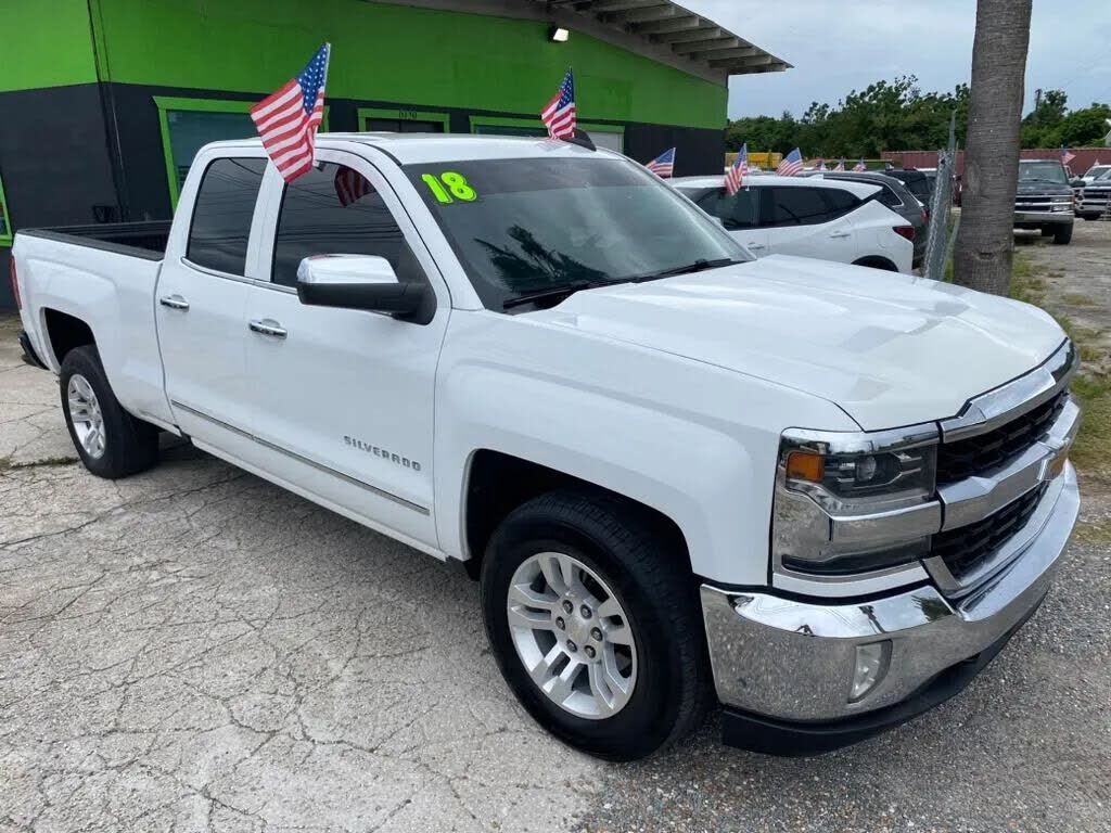 2018 CHEVROLET Silverado