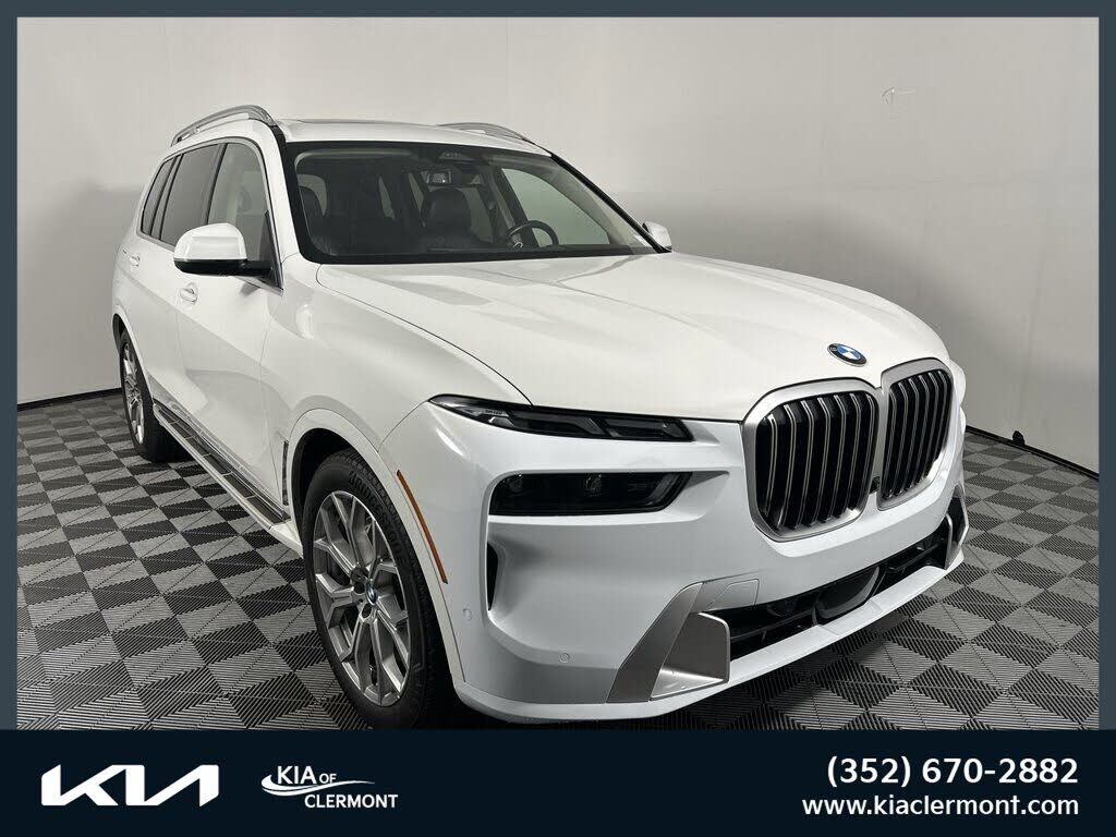 2025 BMW X7