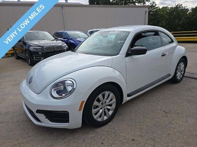 2018 VOLKSWAGEN Beetle