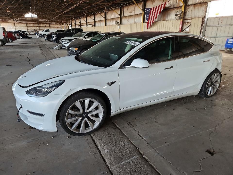 2018 TESLA Model 3