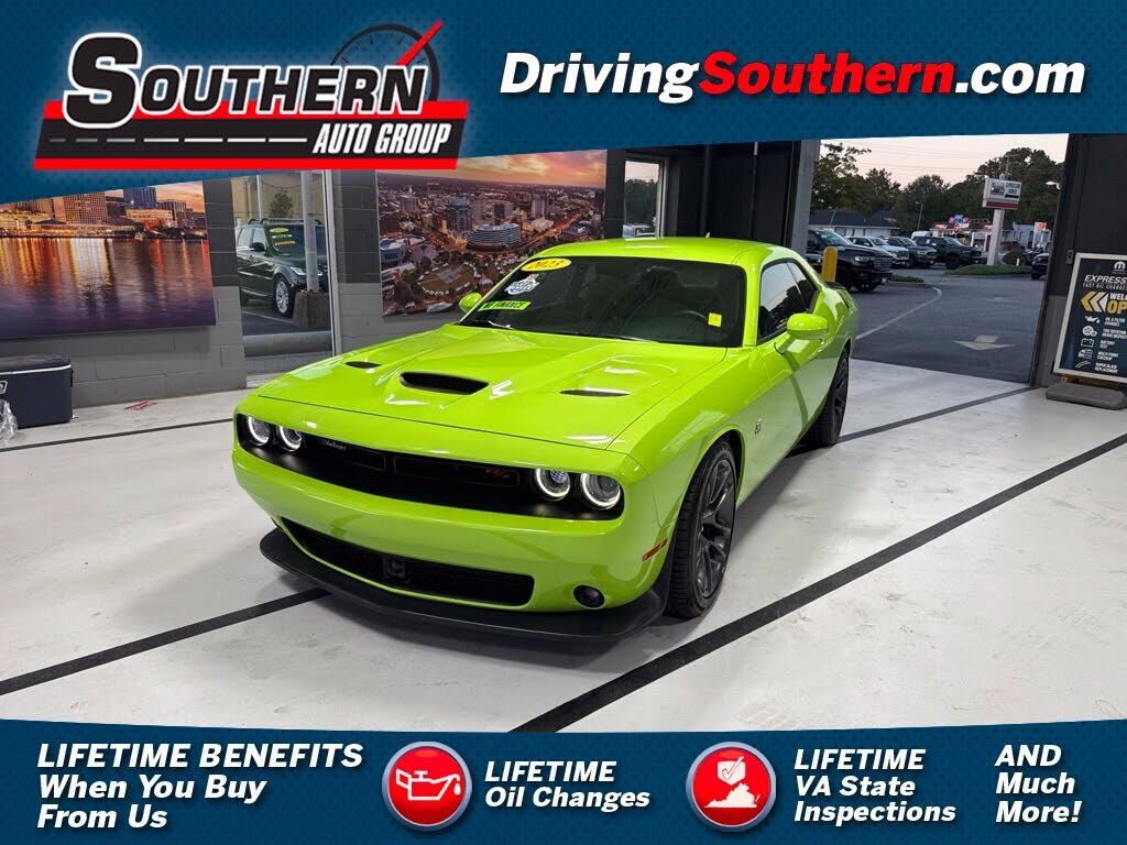 2023 DODGE Challenger