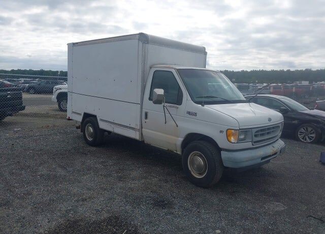 2002 FORD E-350