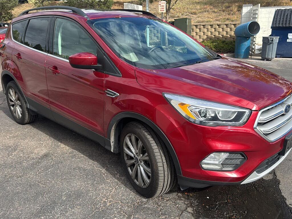 2019 FORD Escape