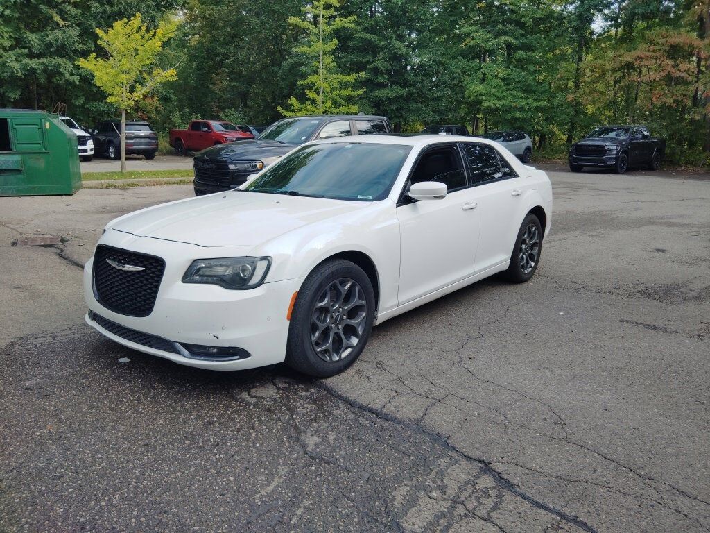 2016 CHRYSLER 300