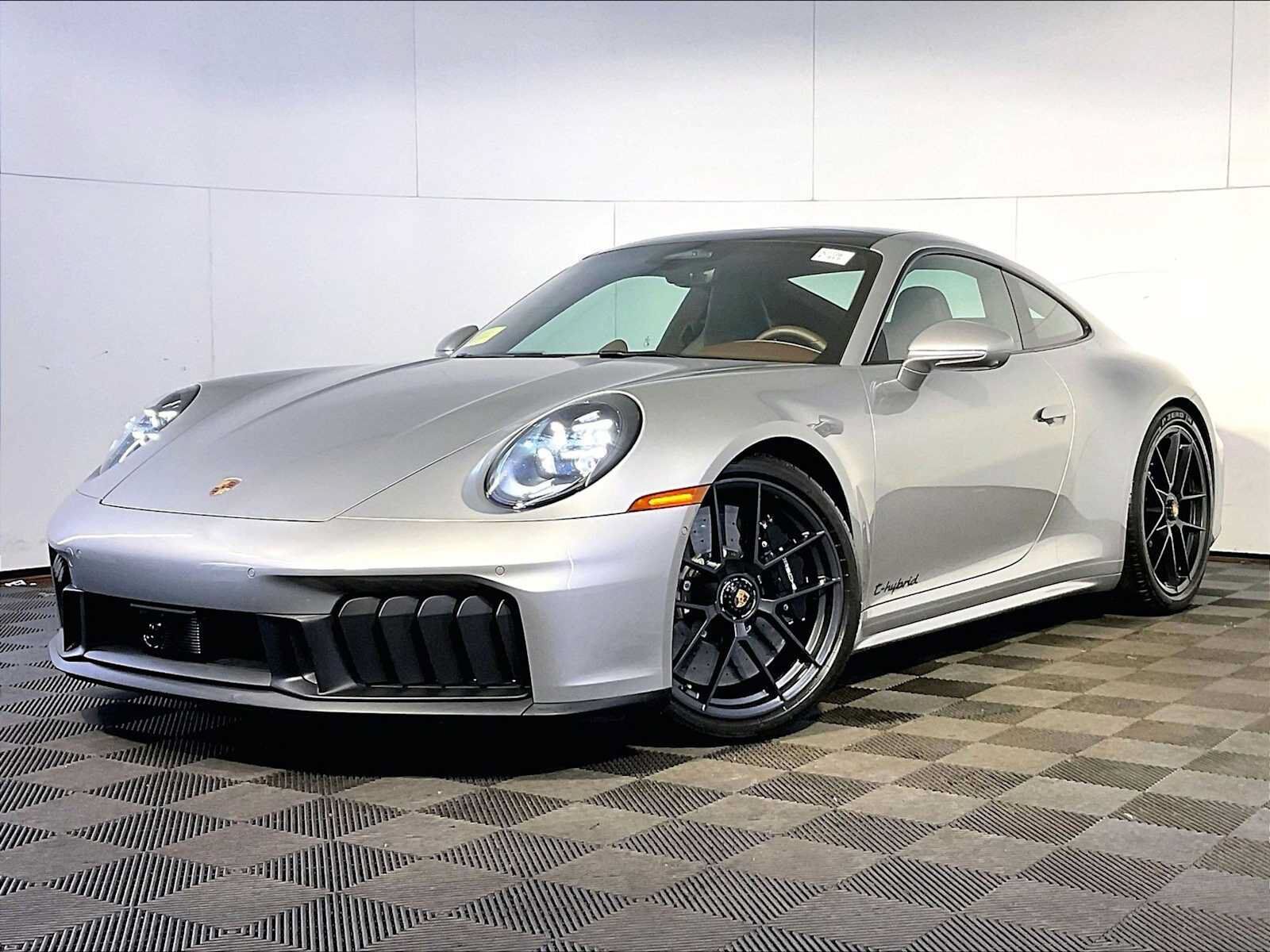 2026 PORSCHE 911