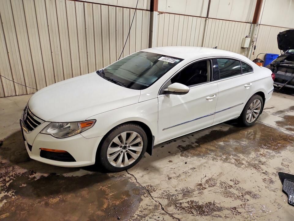 2011 VOLKSWAGEN Passat