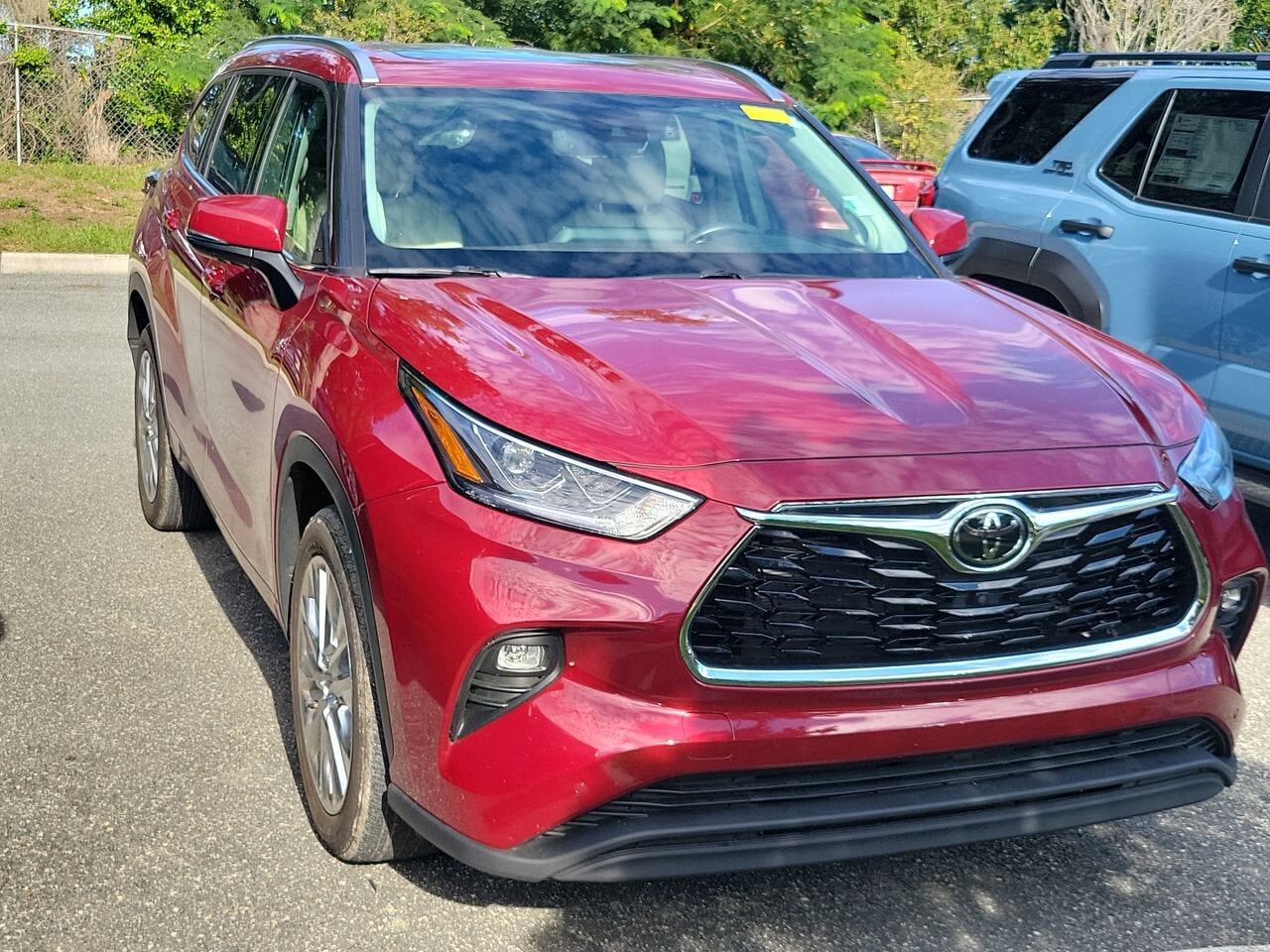 2021 TOYOTA Highlander