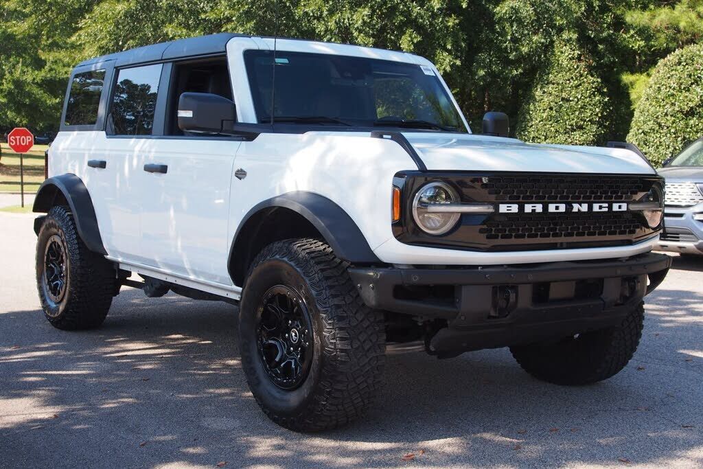 2023 FORD Bronco