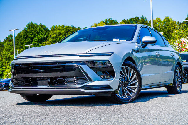 2025 HYUNDAI Sonata