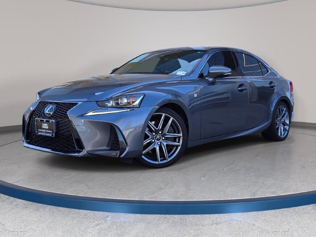 2017 LEXUS IS