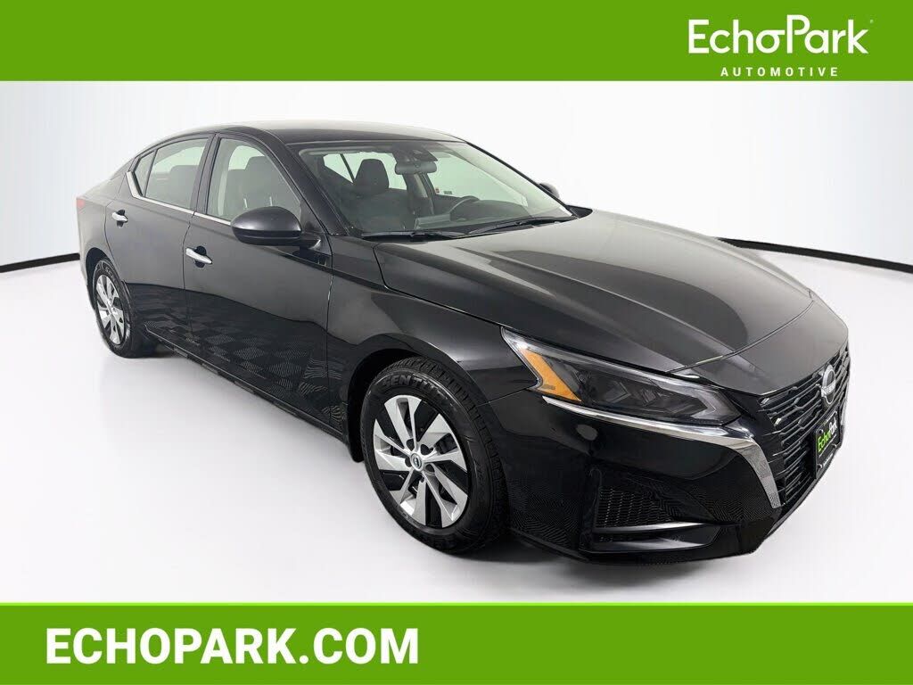2024 NISSAN Altima