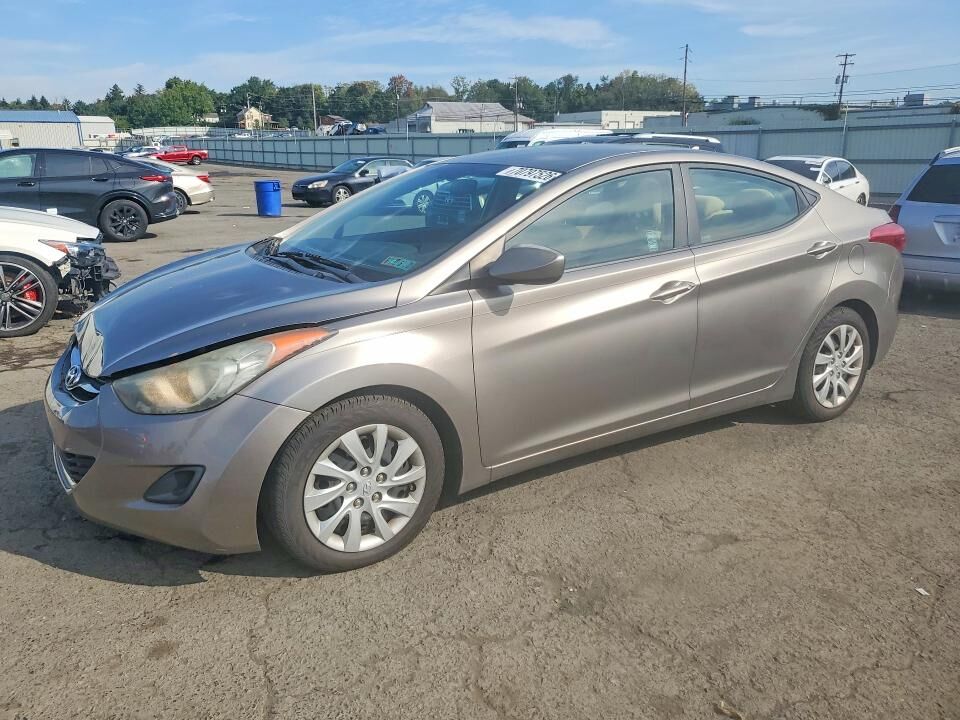 2011 HYUNDAI Elantra