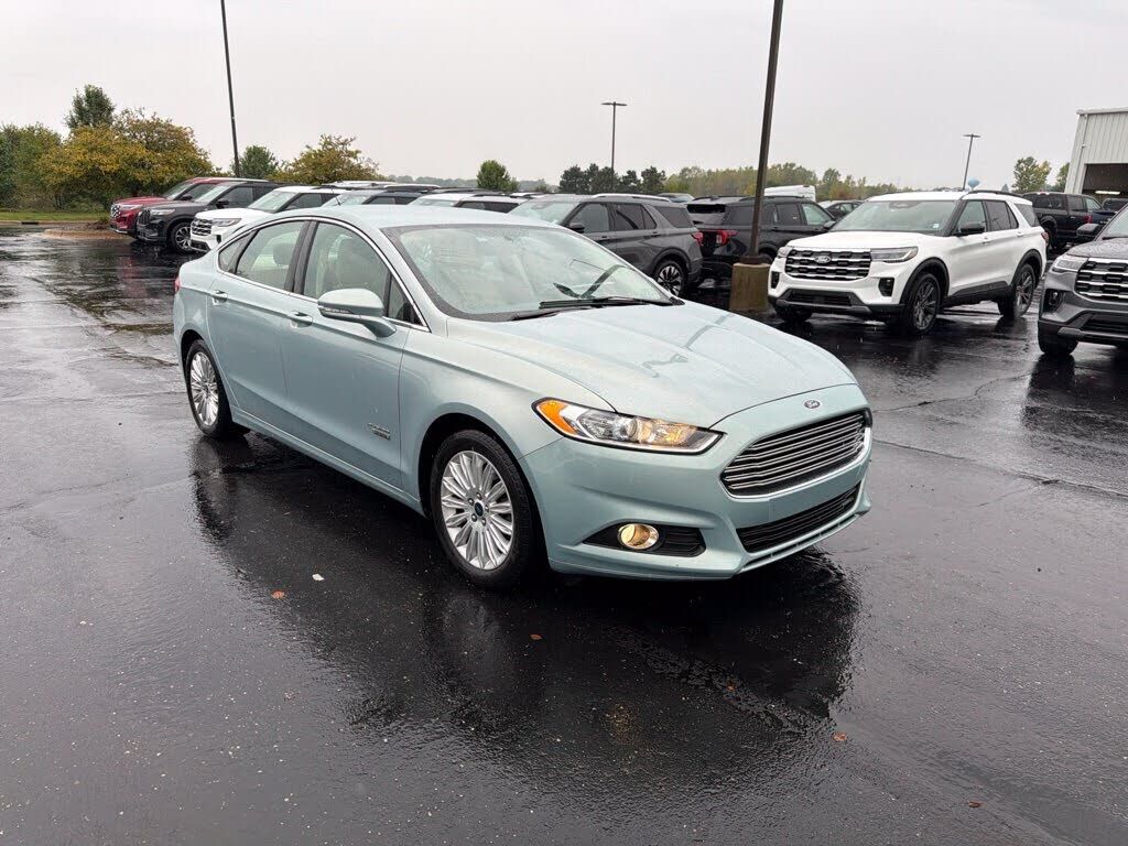 2014 FORD Fusion