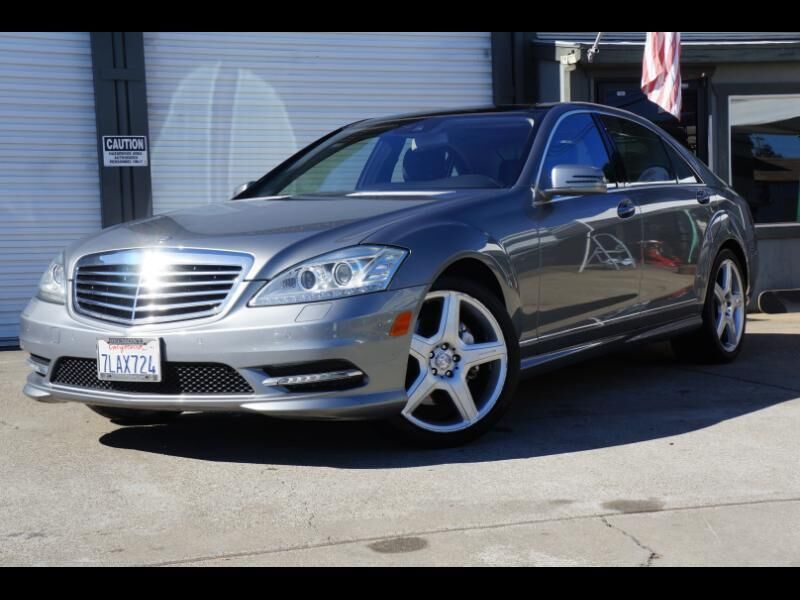 2013 MERCEDES-BENZ S-Class