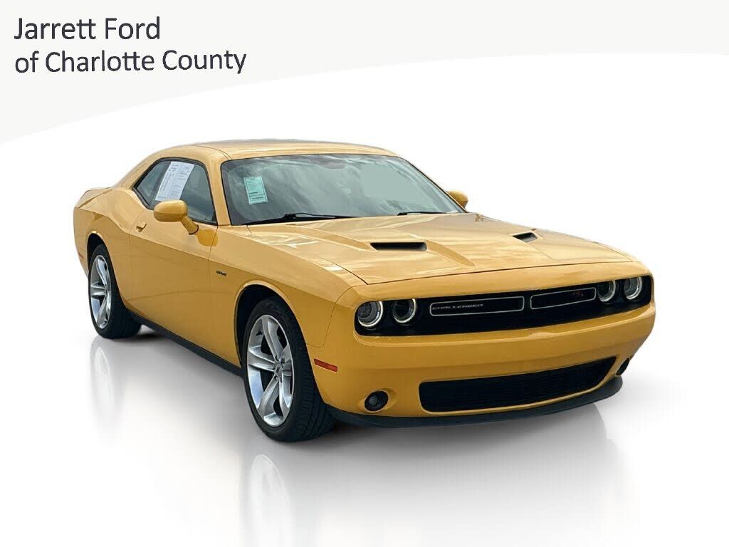 2017 DODGE Challenger