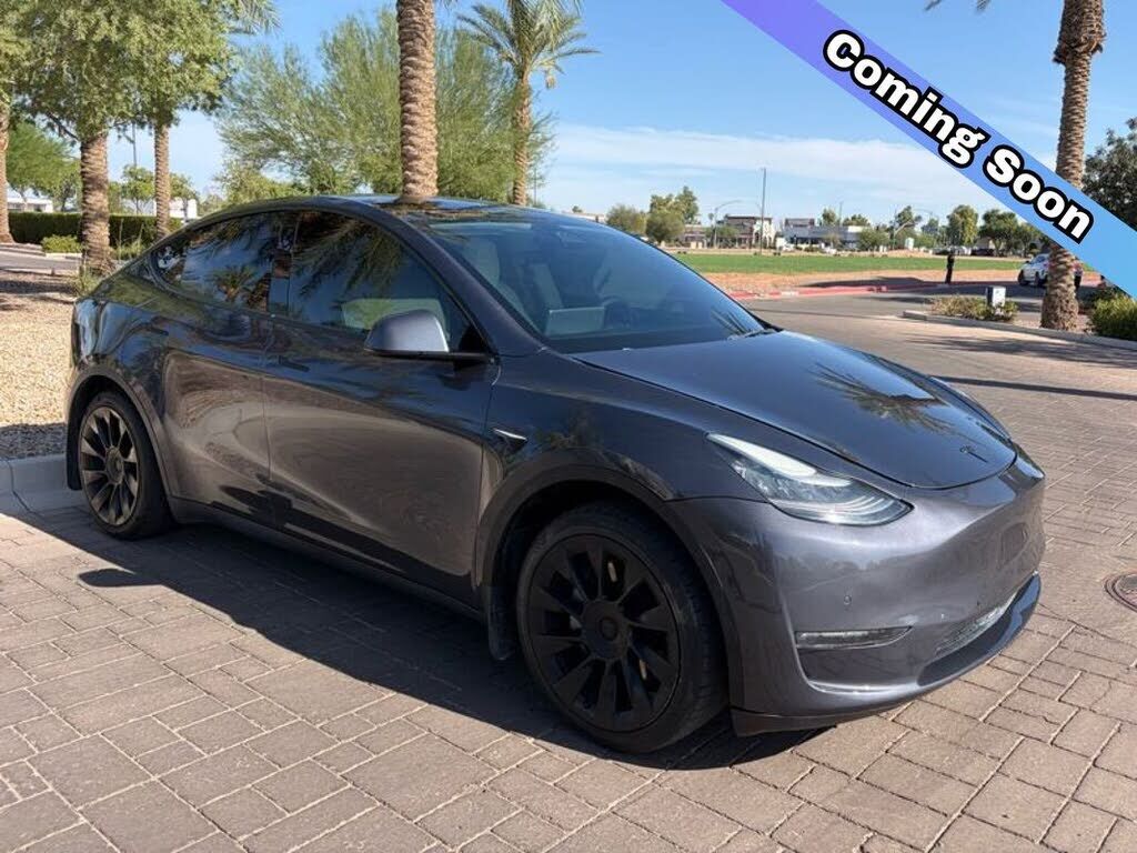 2021 TESLA Model Y