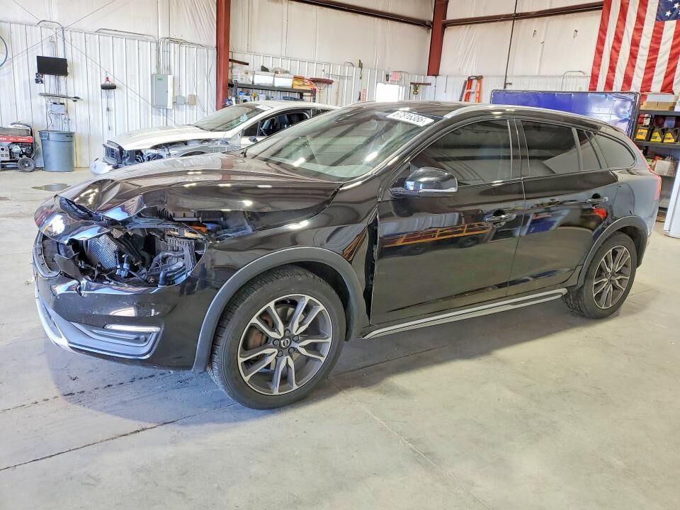 2018 VOLVO V60
