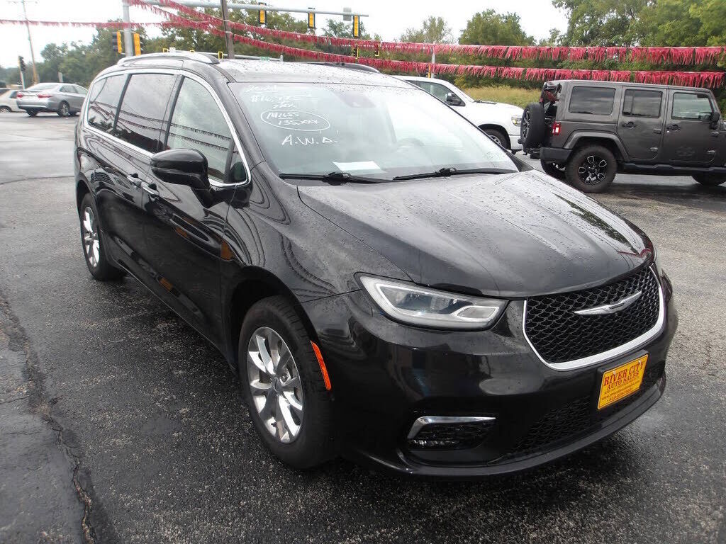 2021 CHRYSLER Pacifica