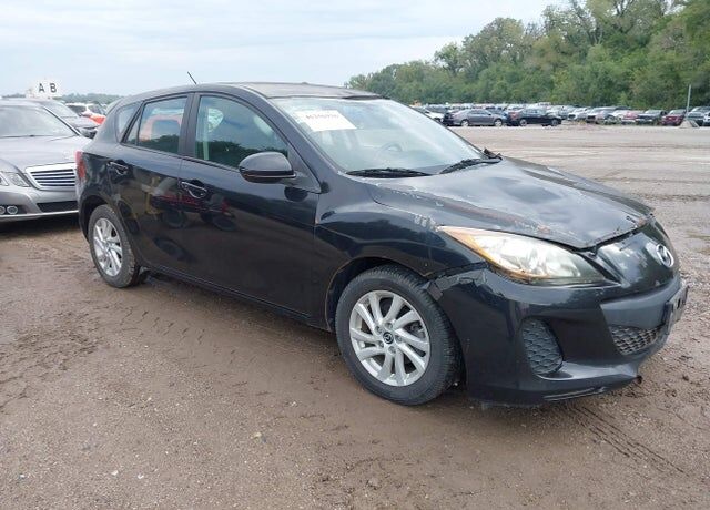 2013 MAZDA Mazda3