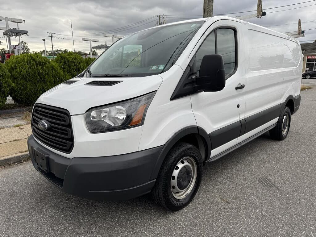 2018 FORD Transit