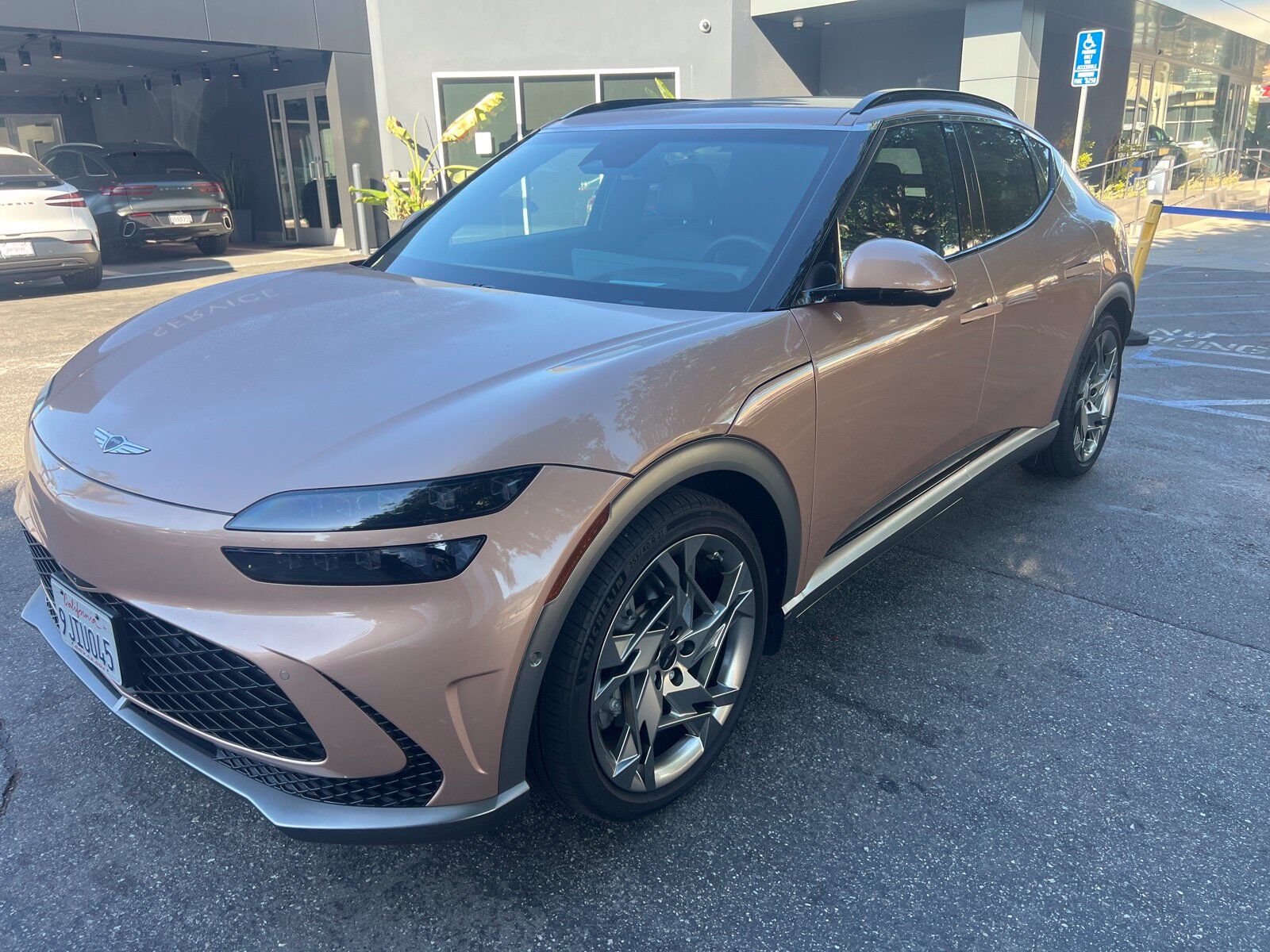 2023 GENESIS GV60