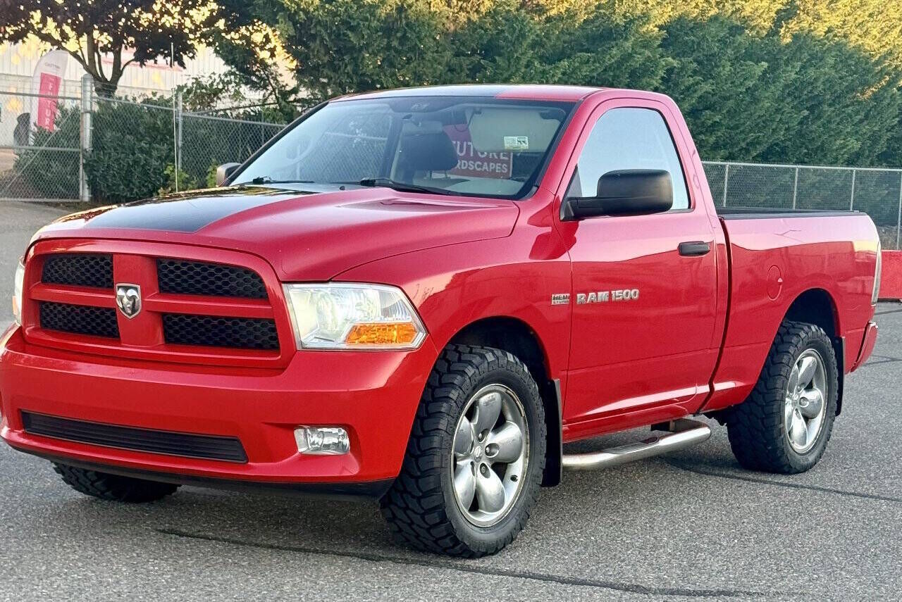 2012 DODGE Ram
