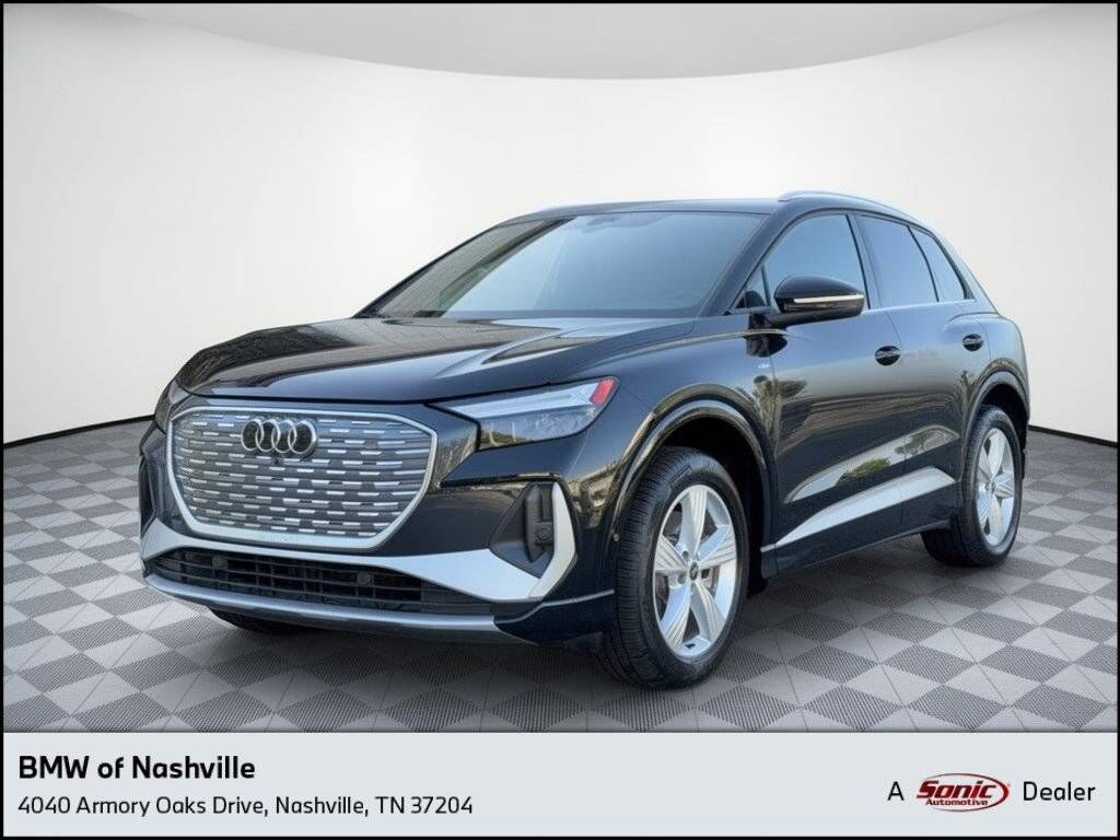 2023 AUDI Q4