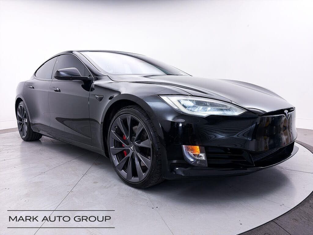 2020 TESLA Model S