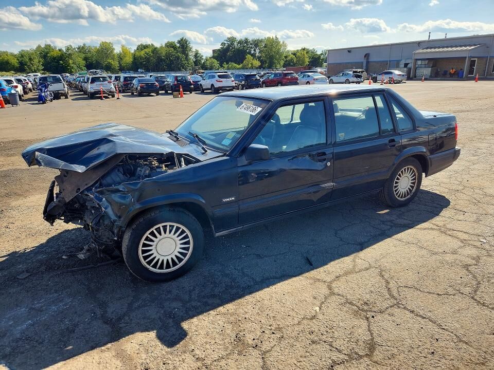 1993 VOLVO 940 Series