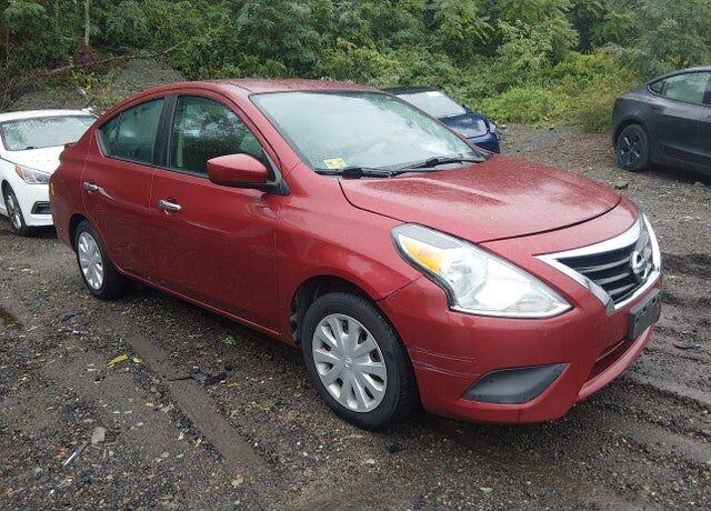 2018 NISSAN Versa