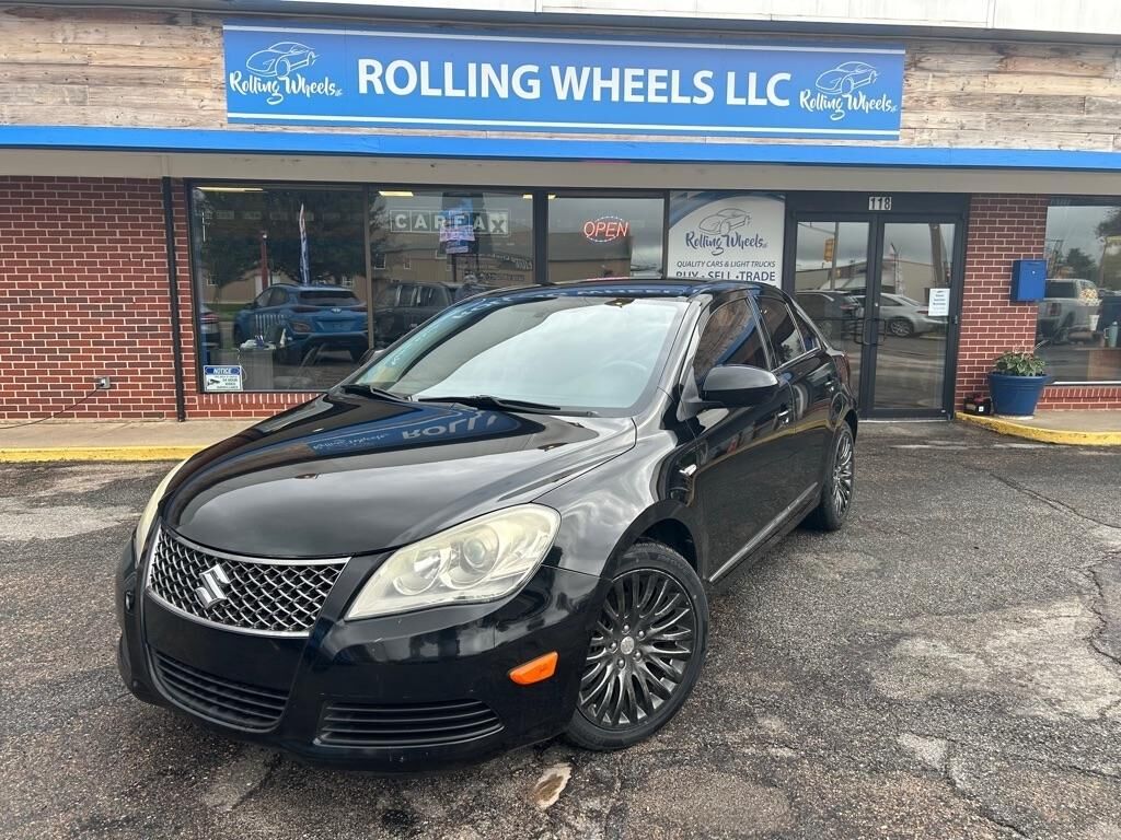 2012 SUZUKI Kizashi