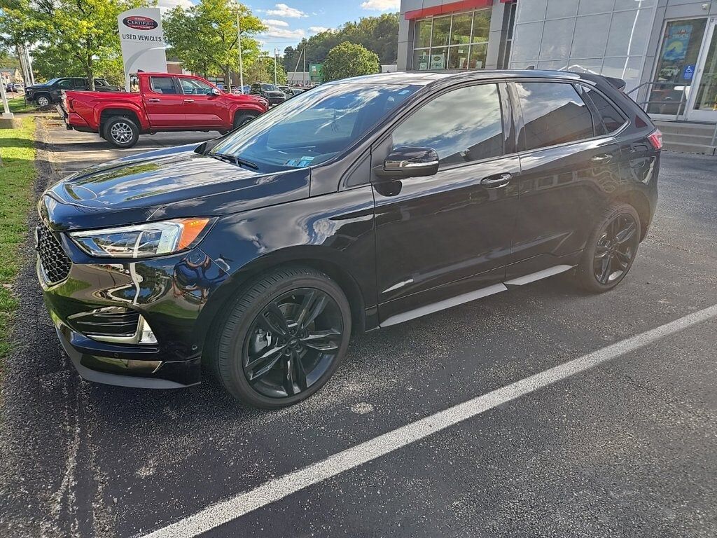 2020 FORD Edge