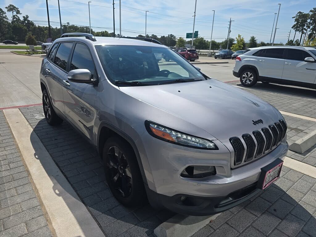 2018 JEEP Cherokee