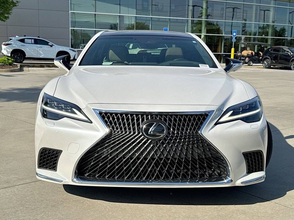 2023 LEXUS LS