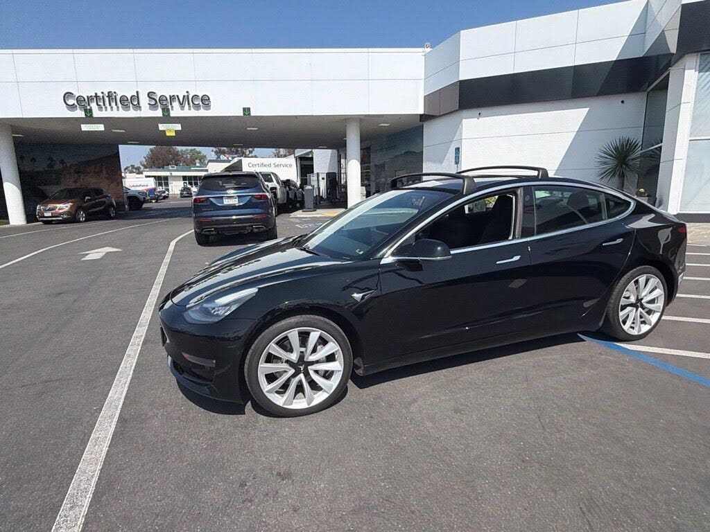 2019 TESLA Model 3