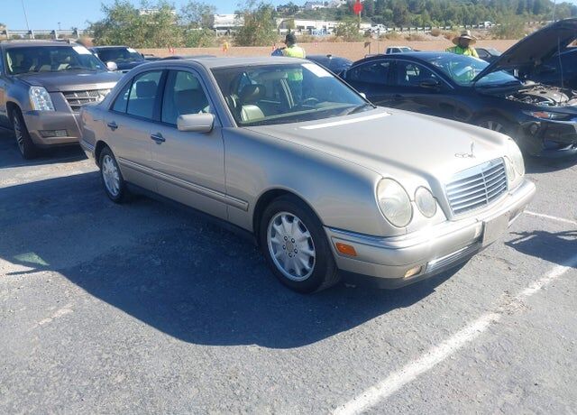 1998 MERCEDES-BENZ E-Class
