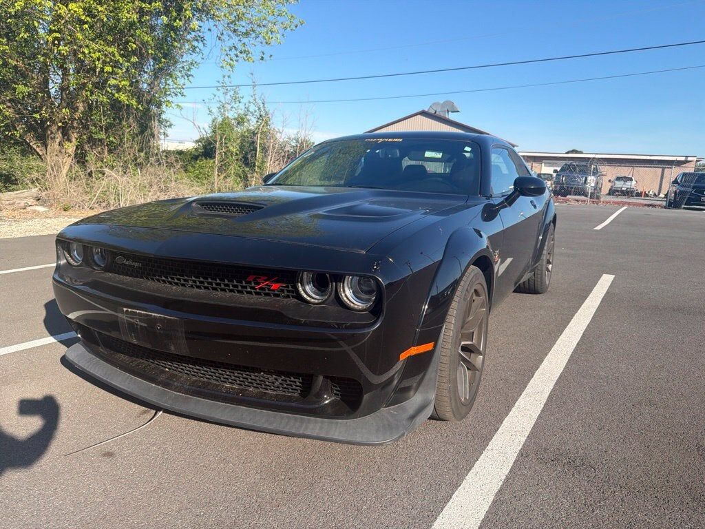 2021 DODGE Challenger