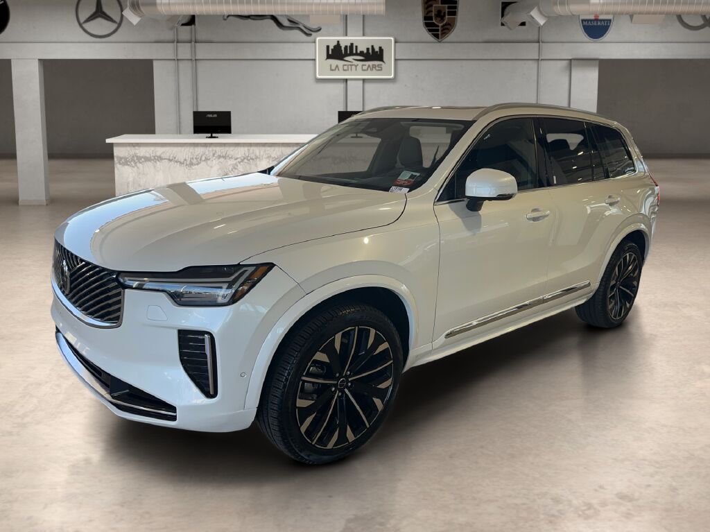 2025 VOLVO XC90